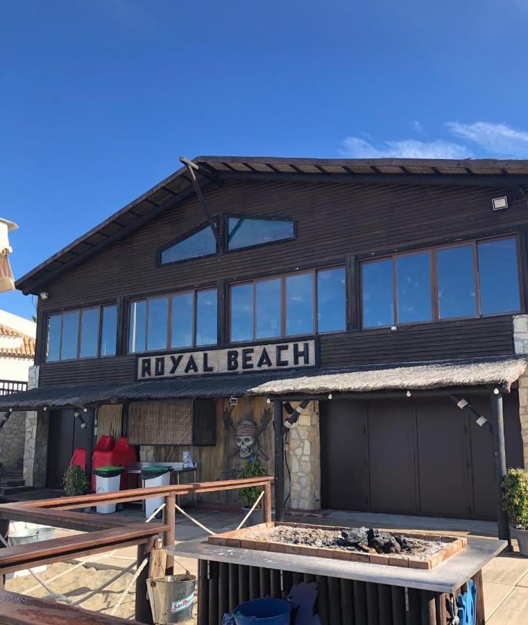 Beachfront Penthouse Apartment With Large Terrace And Breathtaking Sea Views Close To Marbella Spain Sitio de Calahonda Exterior foto